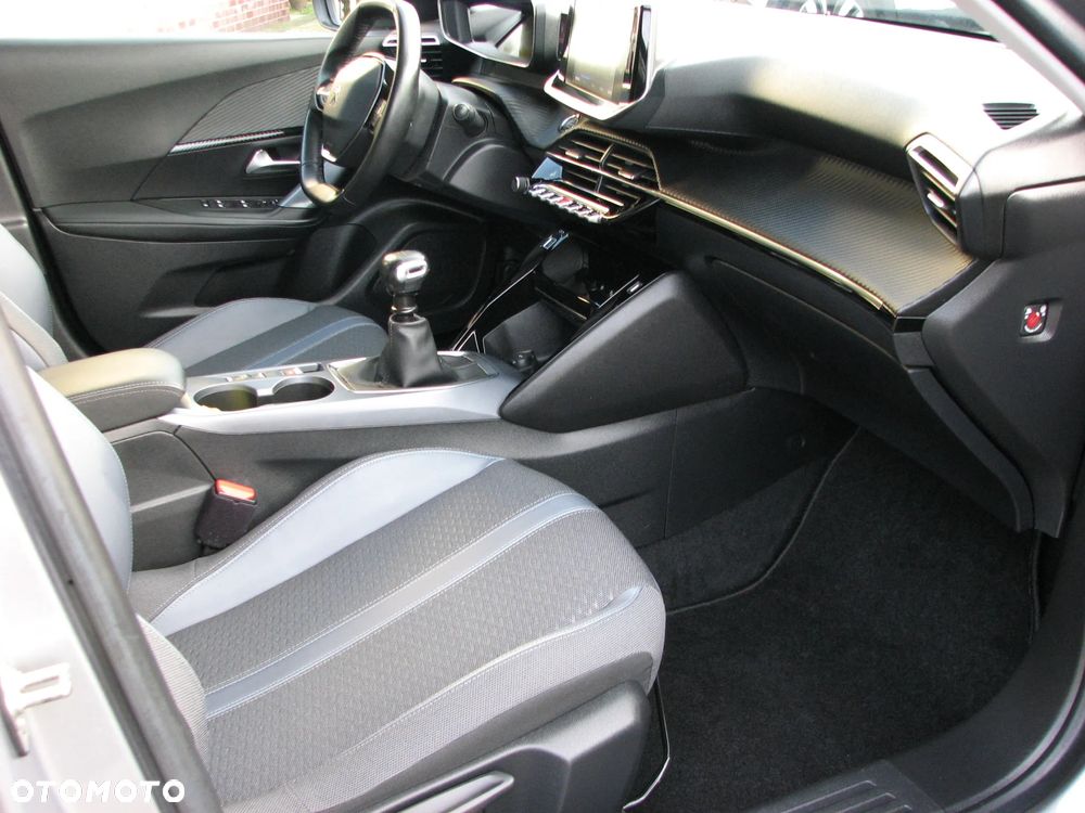 Peugeot 2008 BlueHDi 100 STOP & START Allure - 18