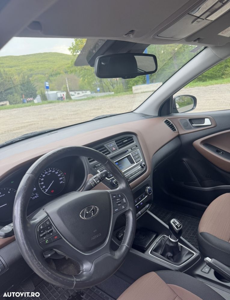 Hyundai i20 1.4 CRDI Classic - 10