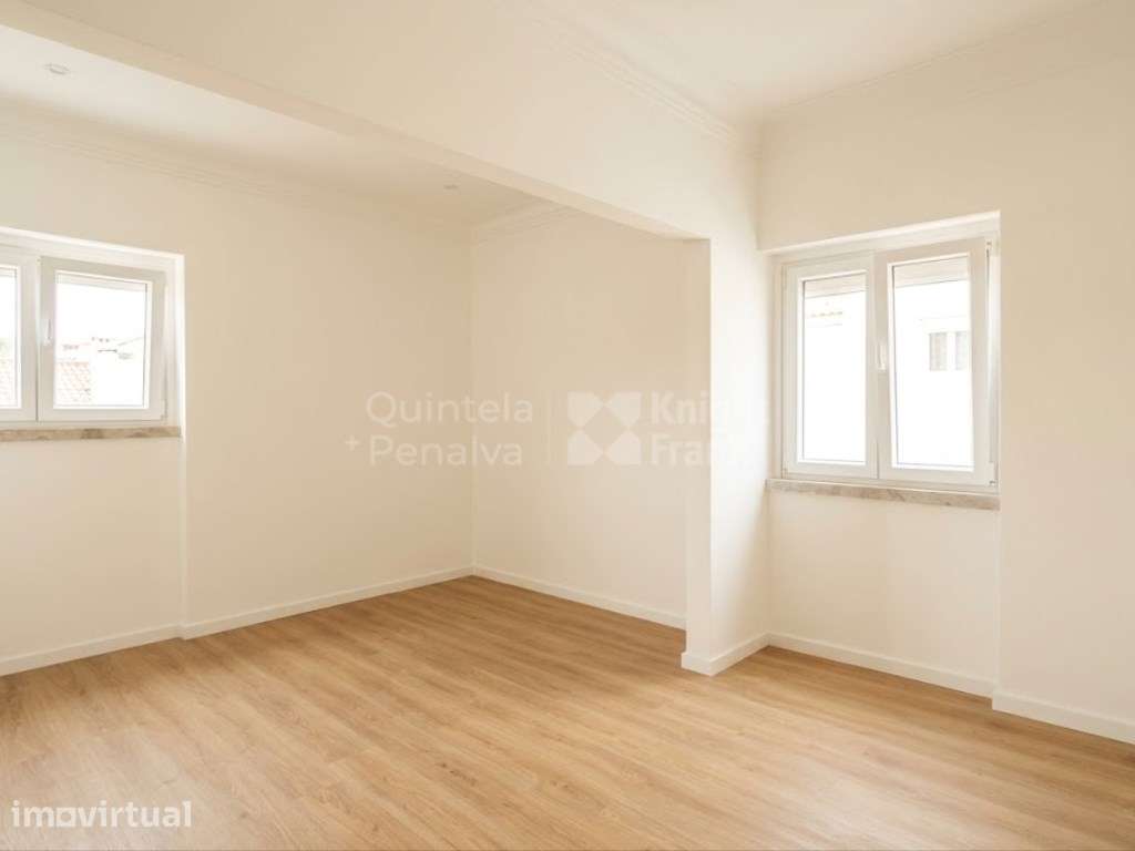 Apartamento T1 renovado com terraço para venda em Lisboa - Grande imagem: 5/20