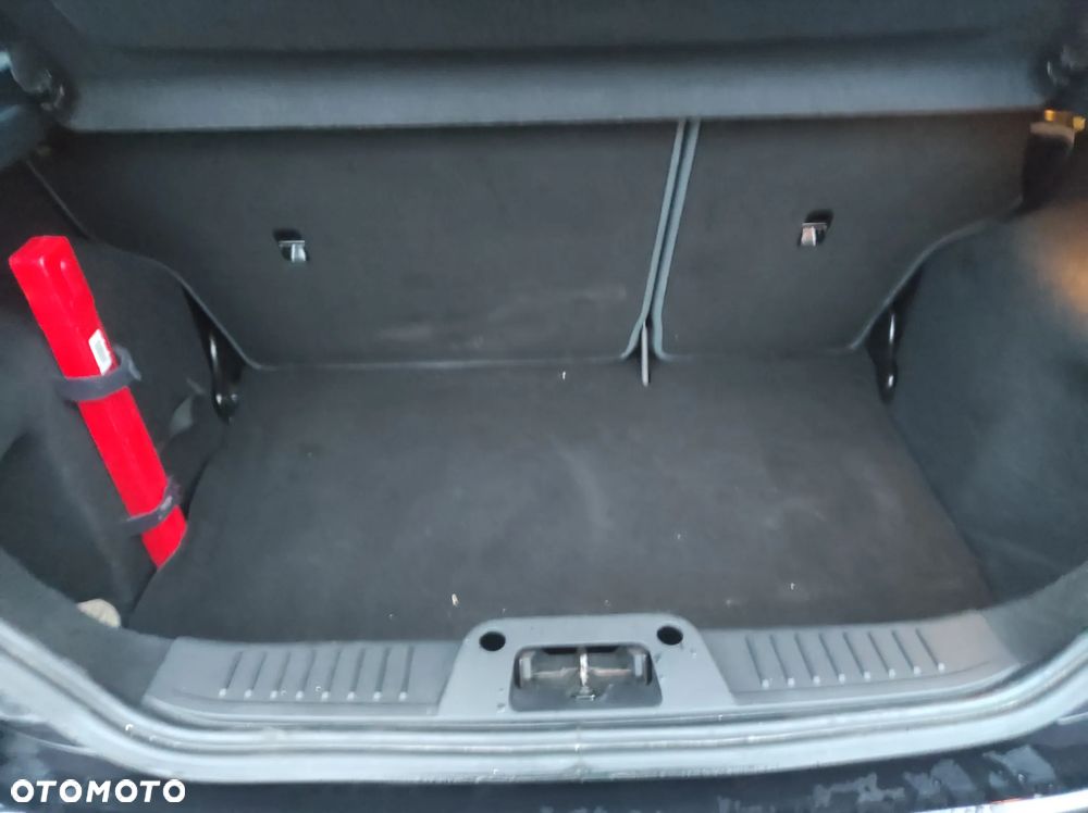 Ford Fiesta 1.25 Champions Edition - 11