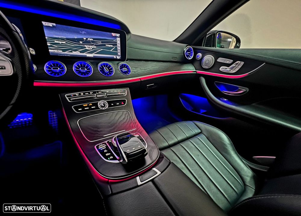 Mercedes-Benz E 300 d AMG Line - 15