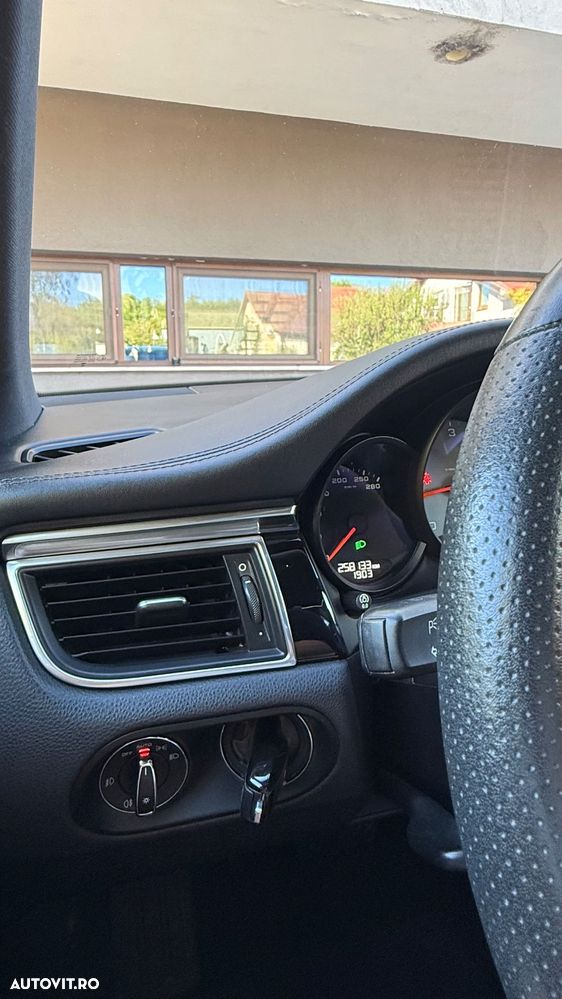 Porsche Macan 3.0 PDK S - 13
