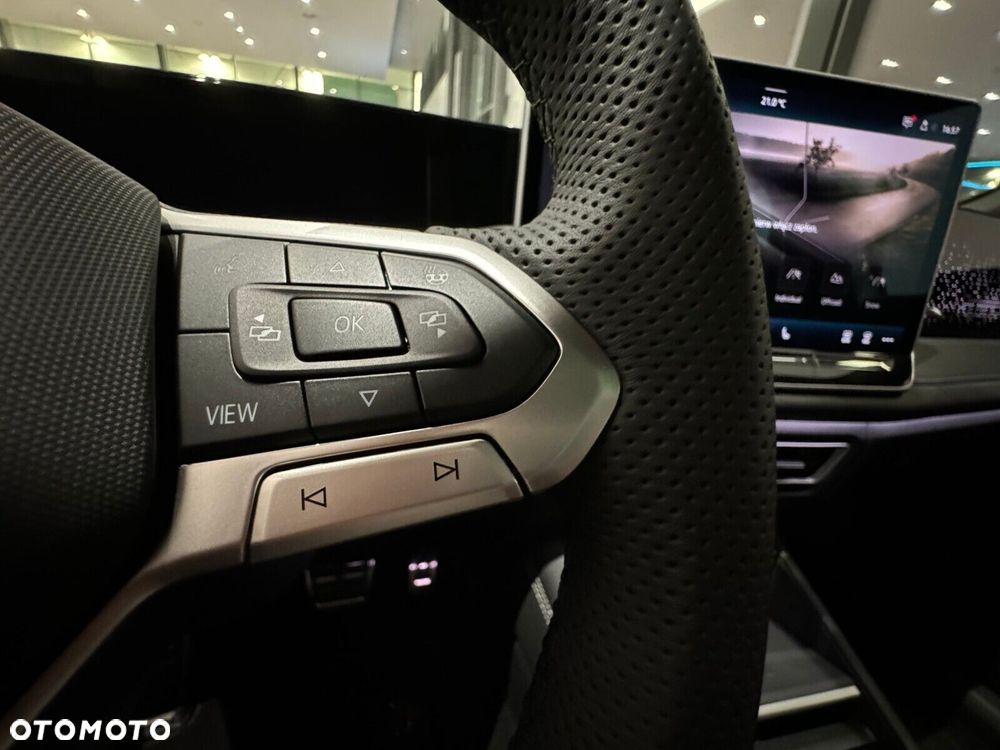 Volkswagen Tiguan - 17