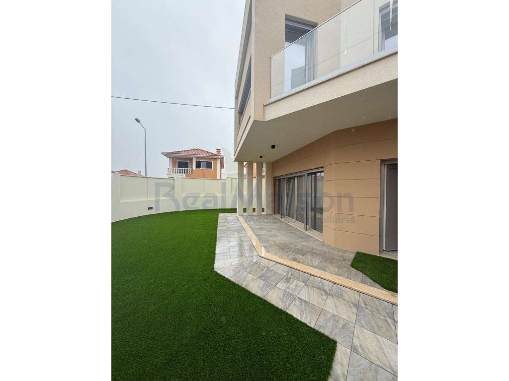 Fantástica Moradia T3 - S.Domingos de Rana - CONSTRUÇÃO NOVA - Grande imagem: 2/25