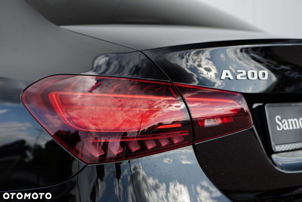 Mercedes-Benz Klasa A 200 AMG Line 7G-DCT - 8