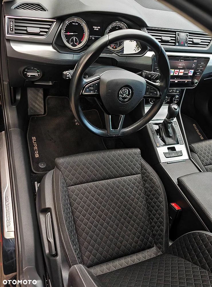 Skoda Superb 2.0 TDI SCR Style DSG - 13