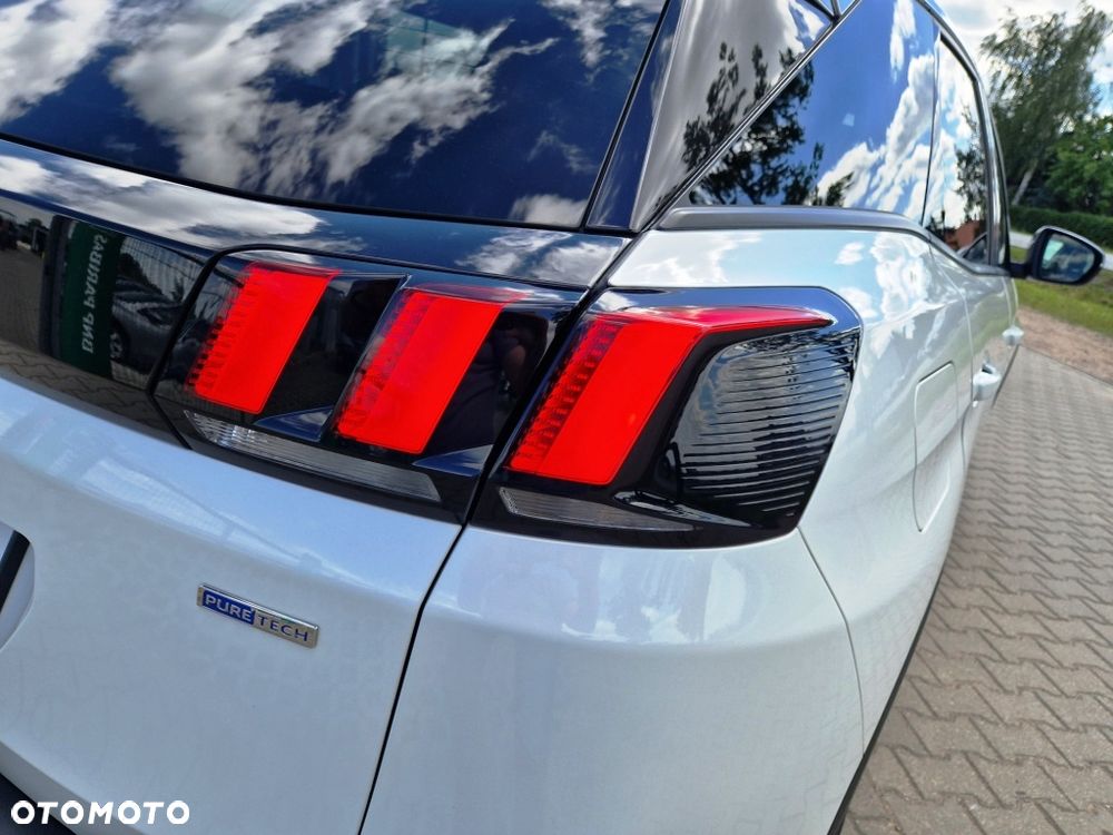 Peugeot 3008 PureTech 130 Stop & Start GPF Allure Business-Paket - 8