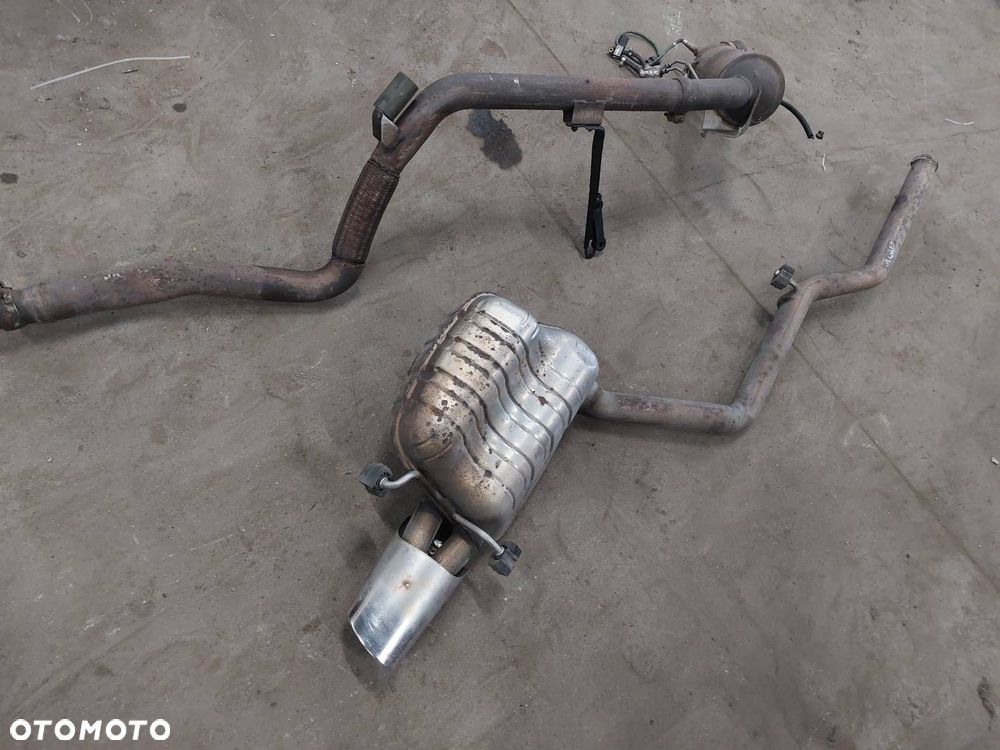 TŁUMIK WYDECH KATALIZATOR PUSTY MERCEDES C220 2.2 CDI 2044911601 2044901392 - 2