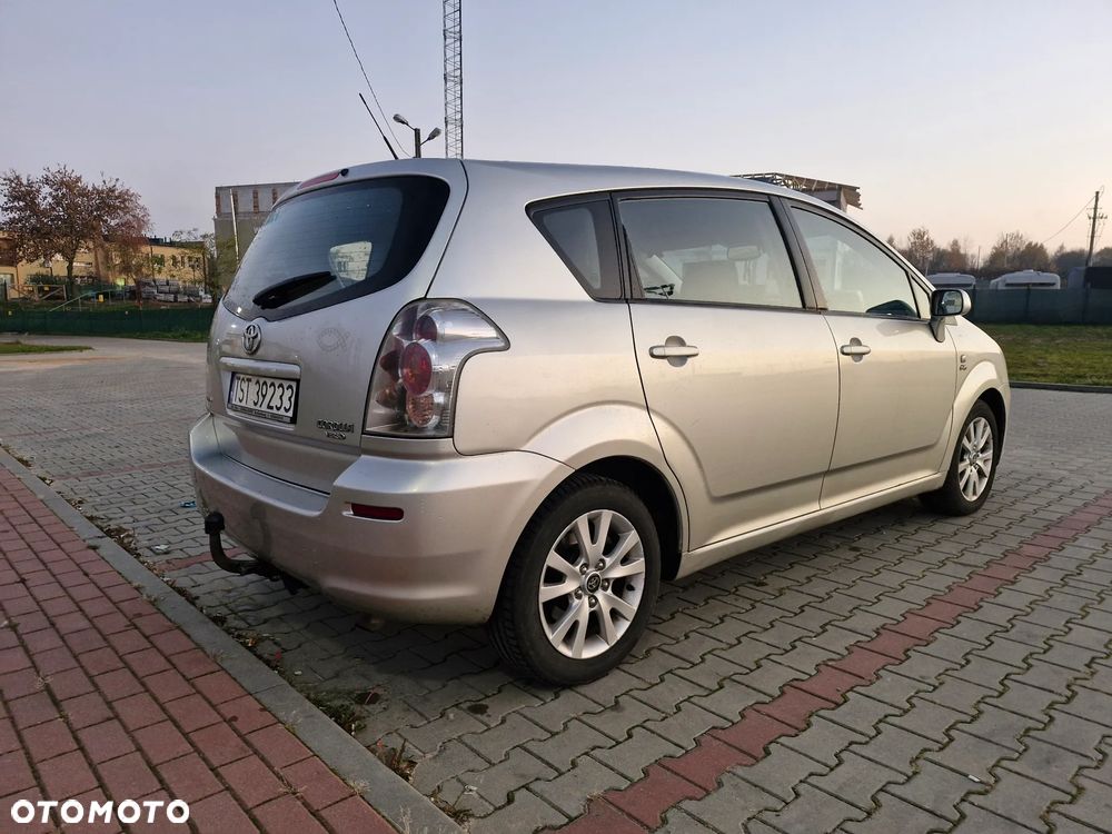 Toyota Corolla Verso 2.0 D-4D Prestige 7os - 6