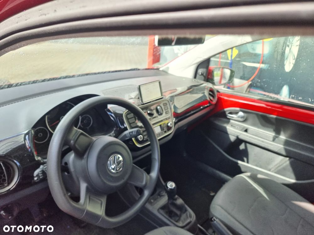 Volkswagen up! move - 6