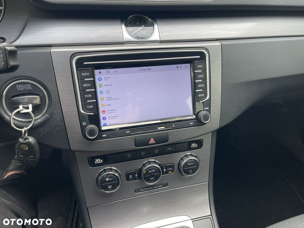 Volkswagen Passat - 35