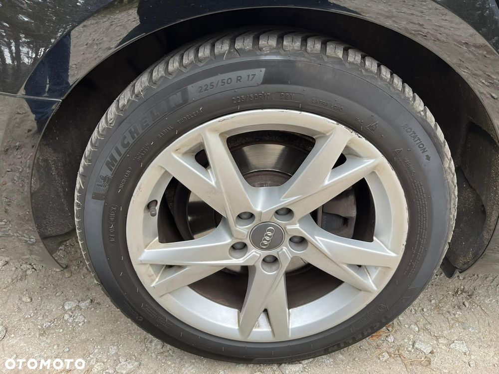 Audi A4 Avant 2.0 TDI Sport S tronic - 32