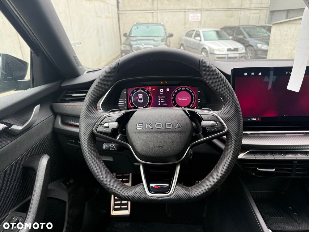 Skoda Octavia 2.0 TSI RS DSG - 16