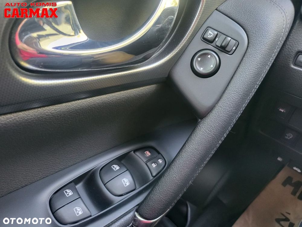 Nissan Qashqai - 23
