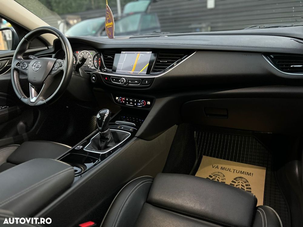 Opel Insignia Sports Tourer 1.6 ECOTEC Diesel Business Innovation - 16