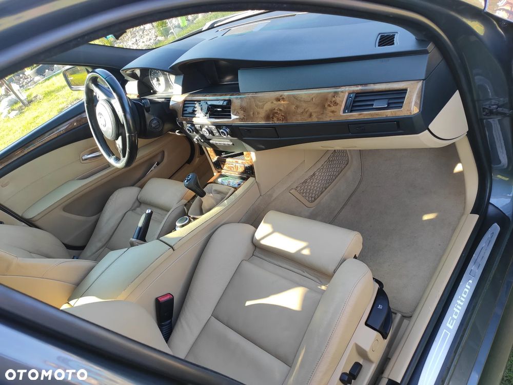 BMW Seria 5 530xi Touring Edition Exclusive - 6