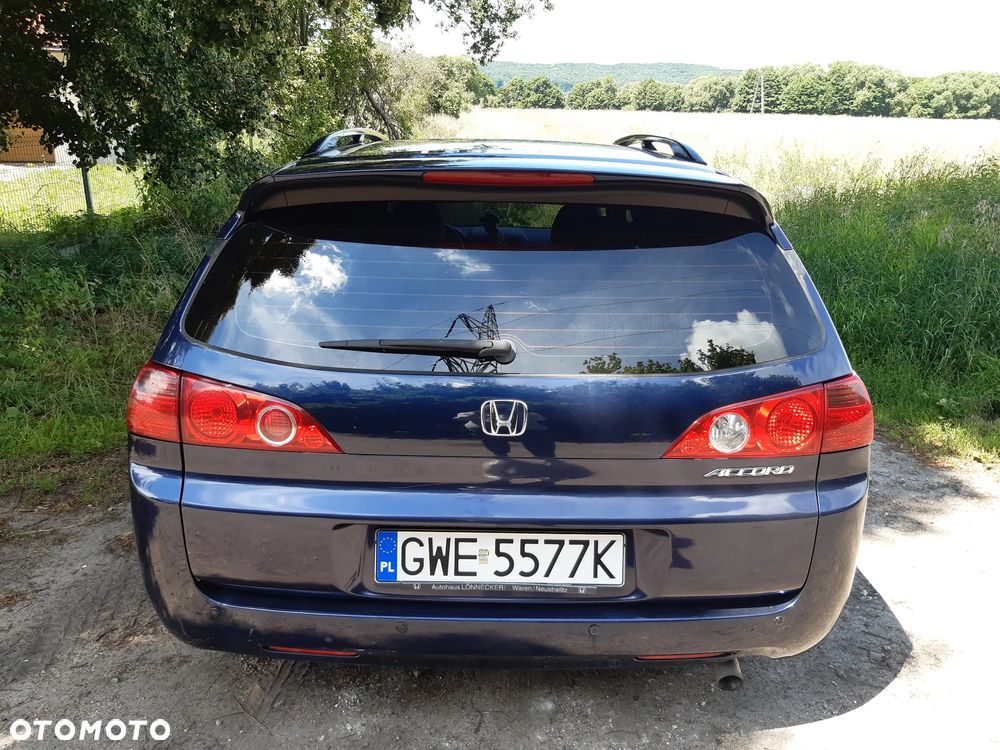 Honda Accord 2.0 Executive - 7