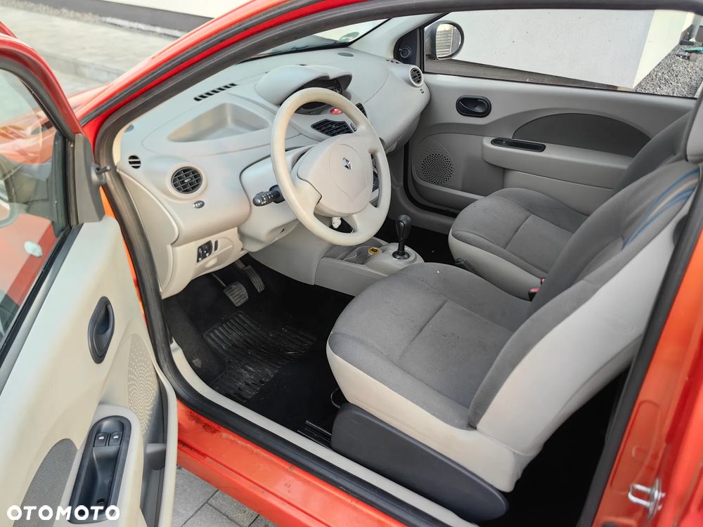 Renault Twingo 1.2 16V Expression - 4