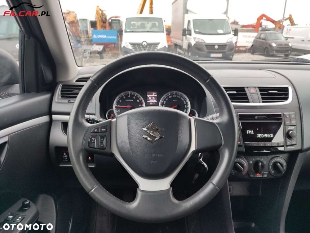 Suzuki Swift - 12