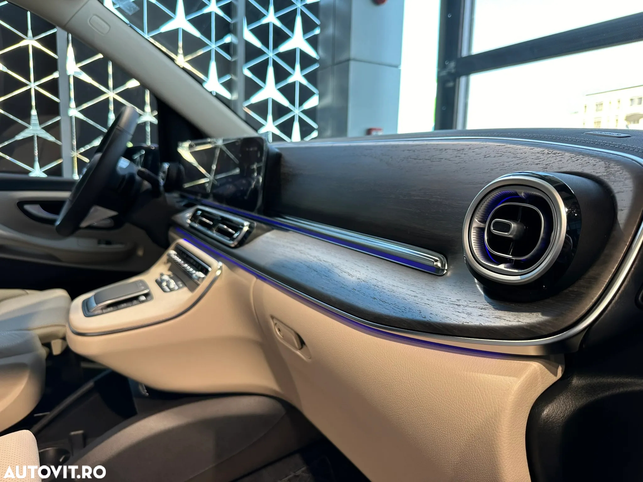 Mercedes-Benz V - 17