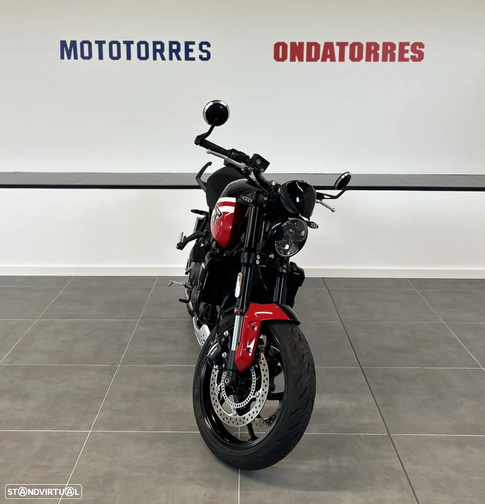 Triumph Trident 660 - 10