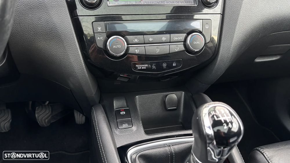 Nissan Qashqai 1.6 dCi Tekna - 11