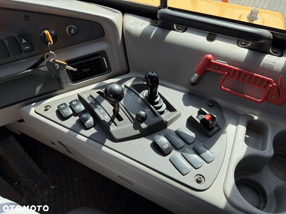 Volvo A25G - 18