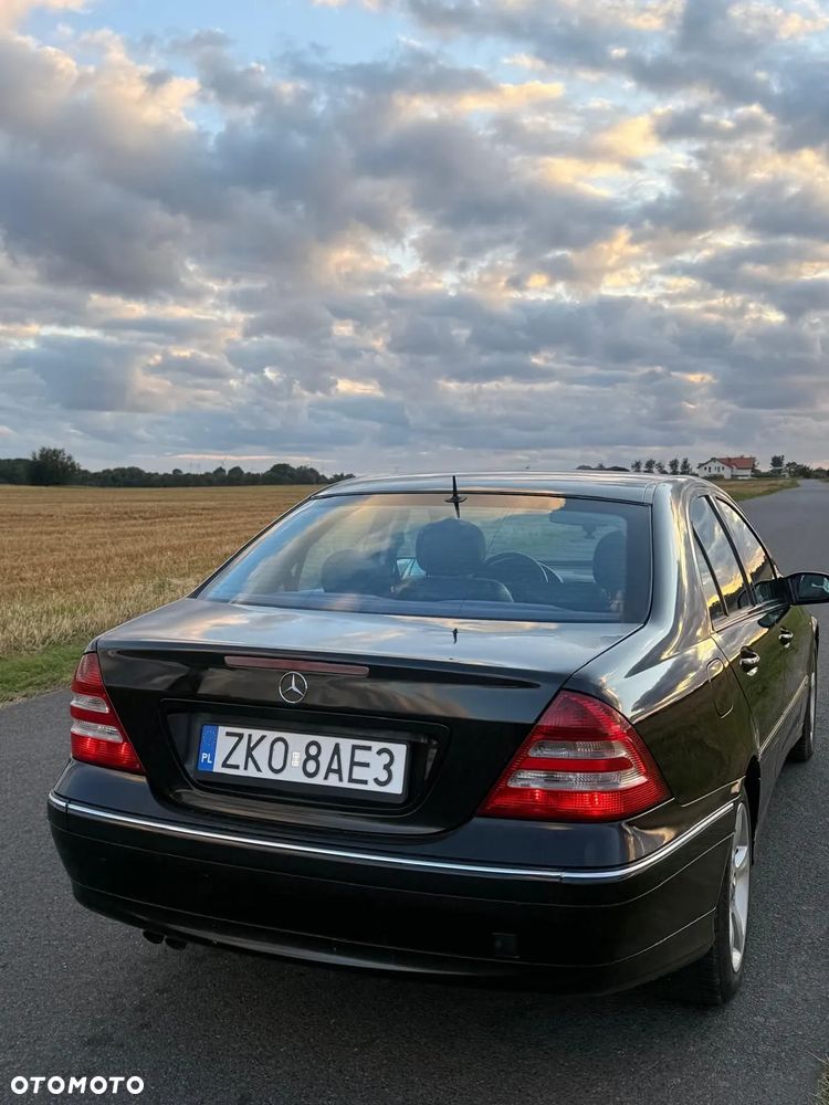 Mercedes-Benz Klasa C 180 Kompressor Automatik Avantgarde - 3