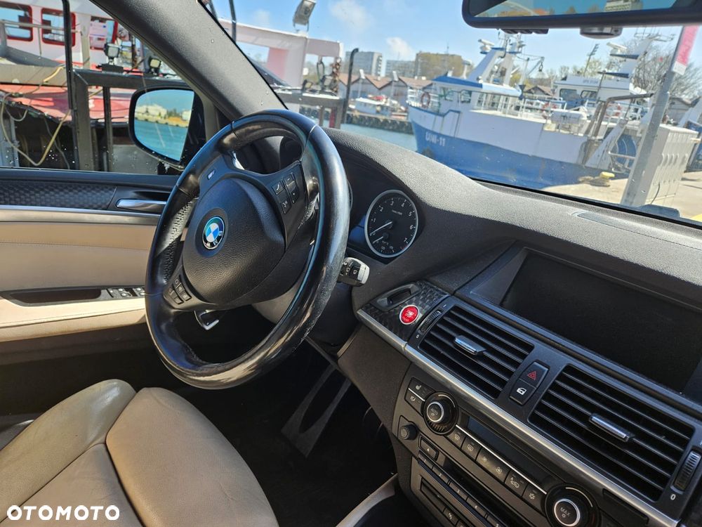 BMW X6 35i xDrive - 9