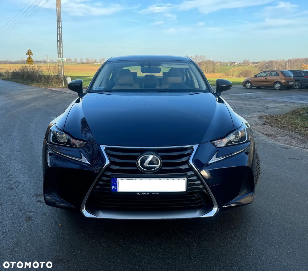 Lexus IS 200t / 300 Elegance - 3