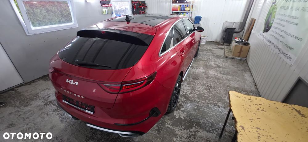 Kia ProCeed 1.5 T-GDI DCT7 OPF GT LINE - 11