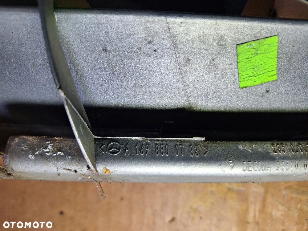 mercedes B-klasa w245 w169 GRILL  A1698800783 - 2