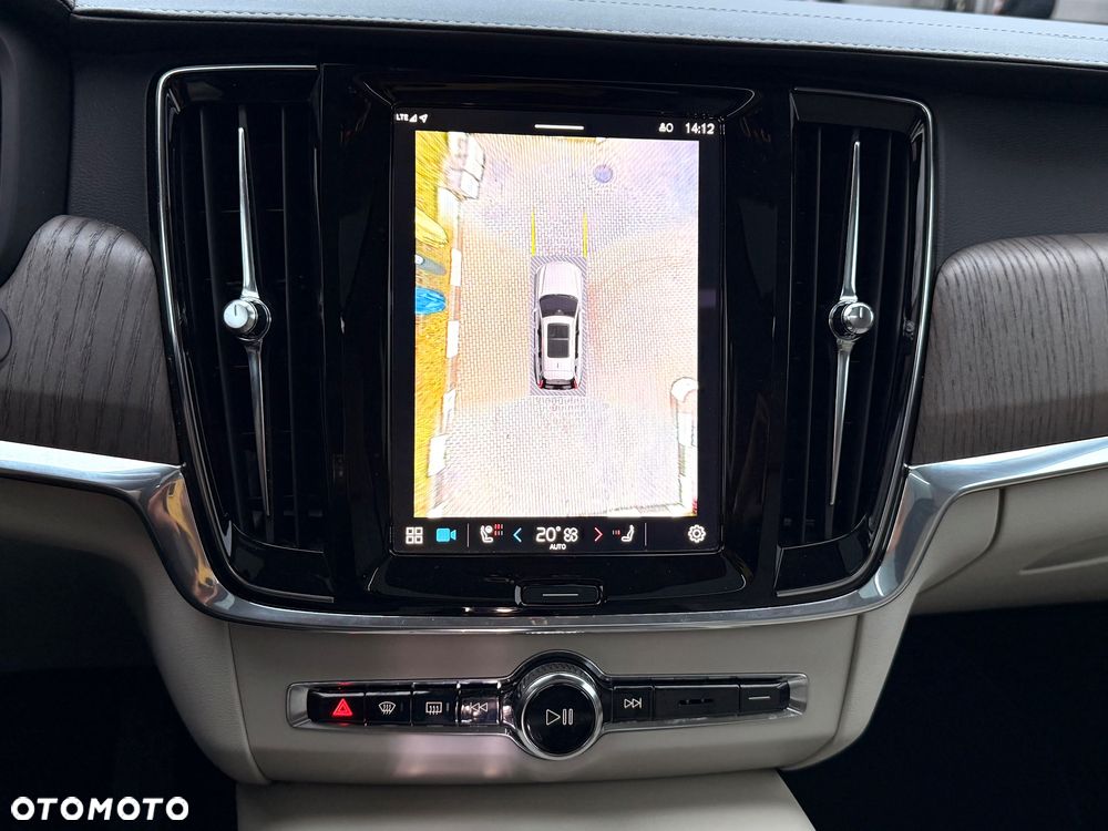 Volvo V90 Cross Country B5 D AWD Ultimate - 13