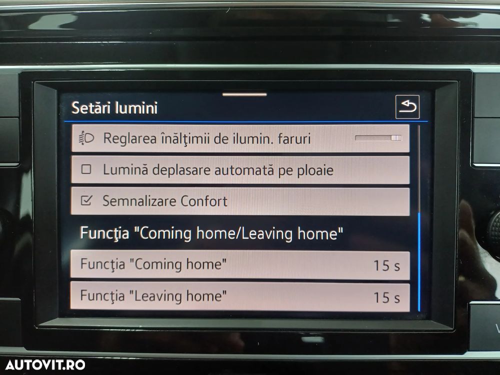 Volkswagen Passat Variant 2.0 TDI DSG Highline - 23