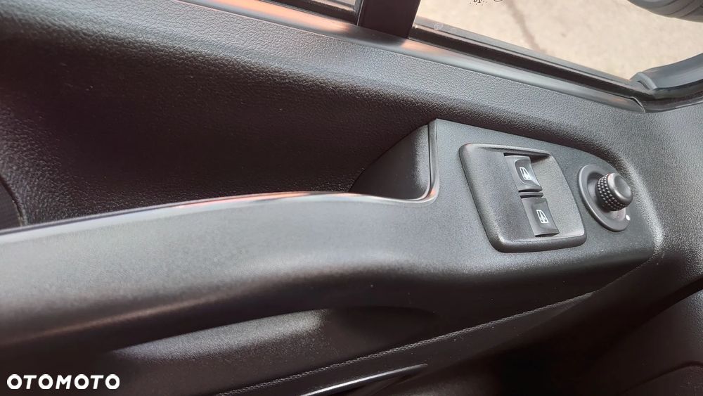 Renault Trafic - 15