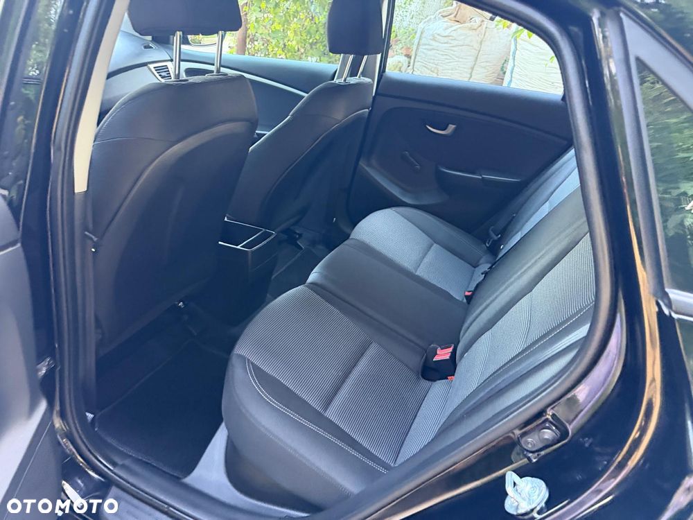 Hyundai i30 - 19