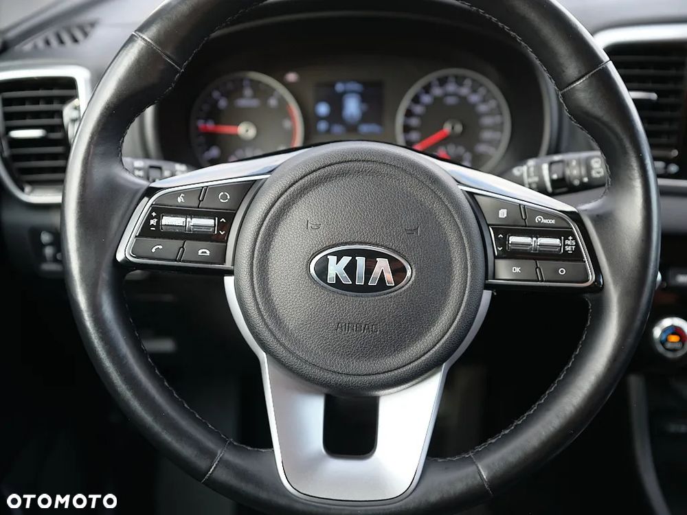 Kia Sportage - 16