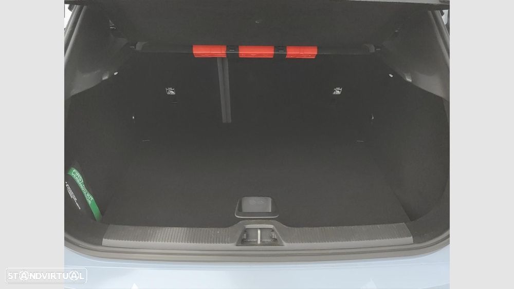 Volvo EX30 69 kWh Single Motor Extended Range Plus - 16