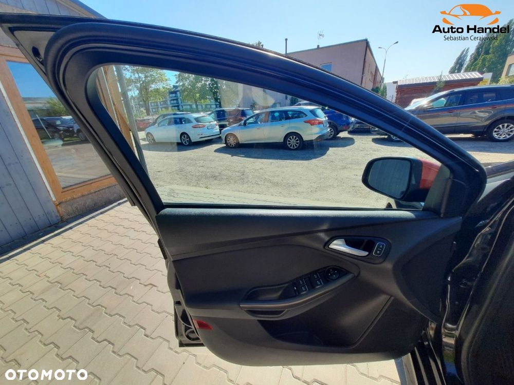 Ford Focus 1.5 EcoBoost STart-Stopp-System ST-LINE - 38