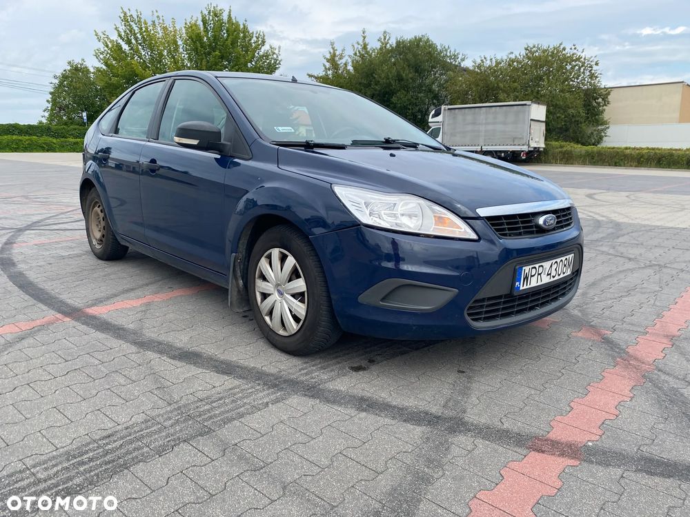 Ford Focus 1.6 Ambiente - 1
