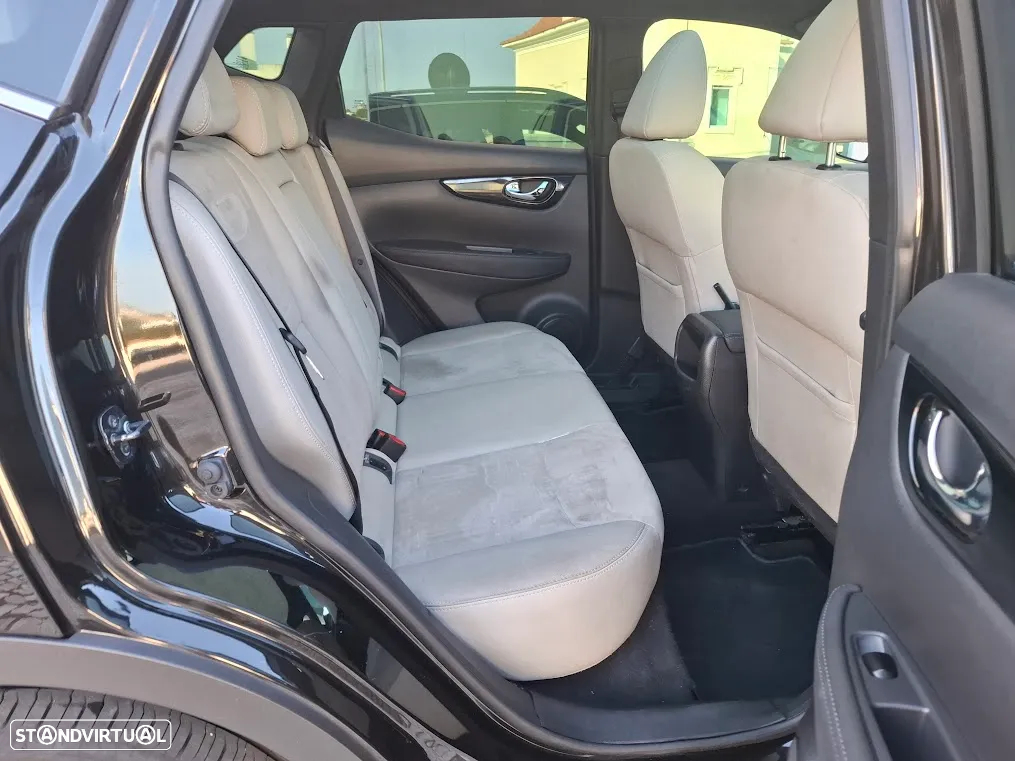 Nissan Qashqai 1.5 dCi Tekna Alcantara - 36
