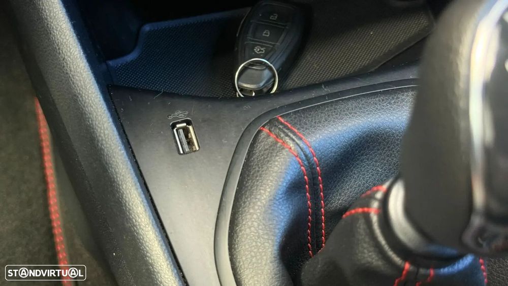 Ford Fiesta 1.0 EcoBoost ST-Line - 23