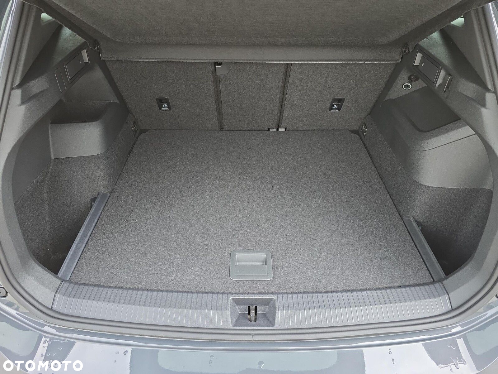Volkswagen Tiguan - 28