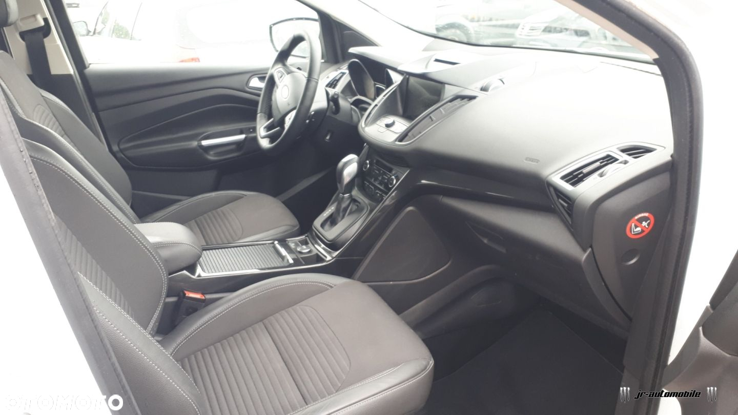 Ford Kuga - 8