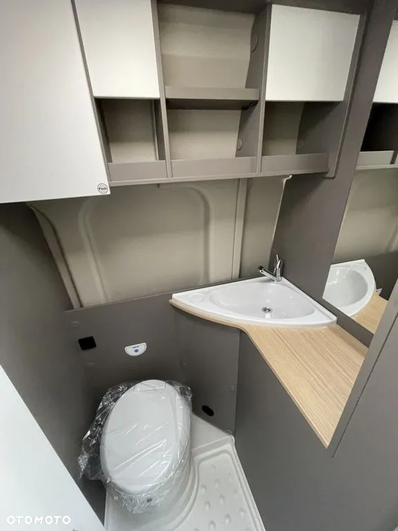 LMC INNOVAN 600 Fiat Ducato "Heck Edition" - 15