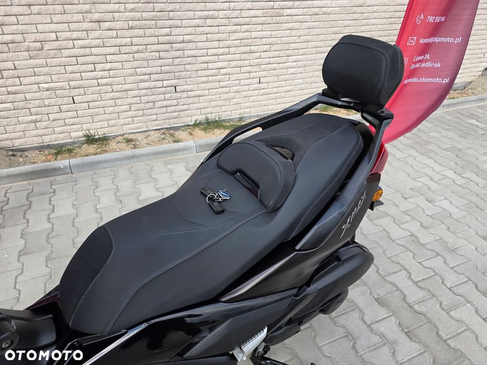 Yamaha X-max - 8