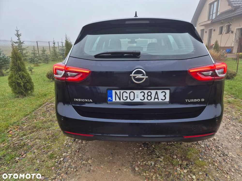 Opel Insignia 1.6 CDTI Sports Tourer - 2