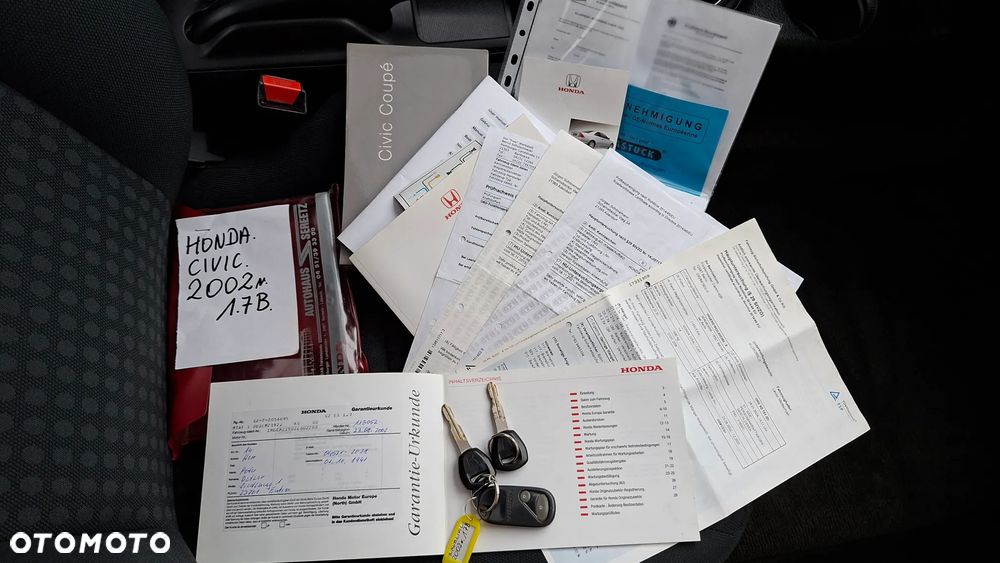 Honda Civic 1.7 ES - 29