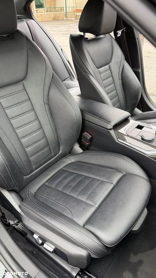 BMW Seria 3 330i xDrive M Sport sport - 11