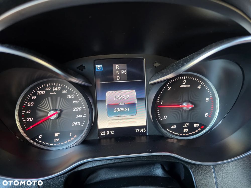 Mercedes-Benz GLC 220 d 4-Matic - 20